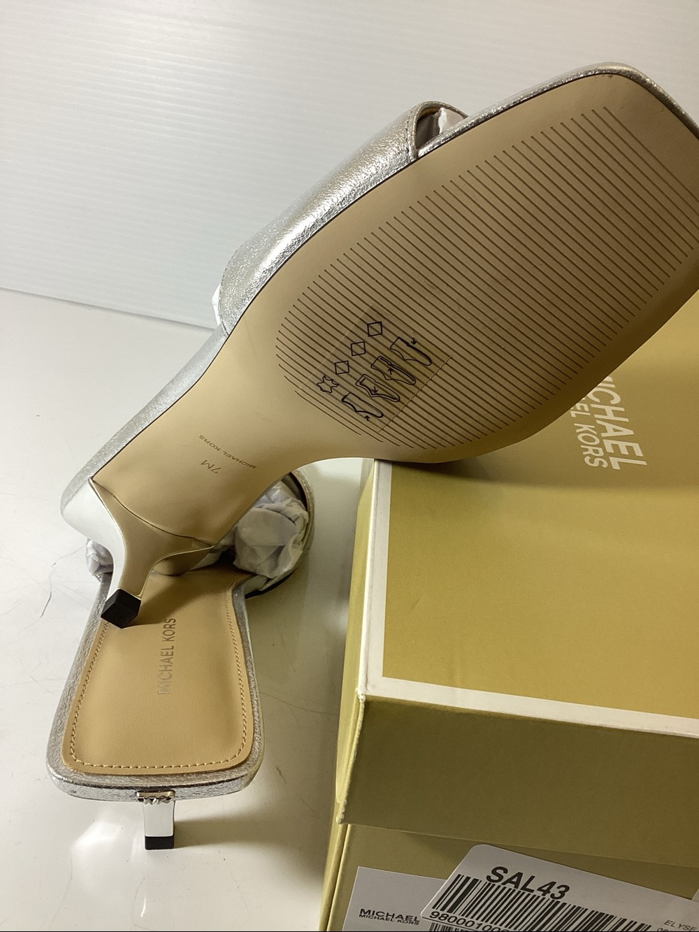 MICHAEL KORS
Mules MERRIAM - Picture 9 of 9